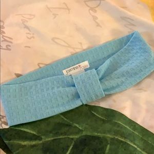 🆓 add on - NWOT Headband